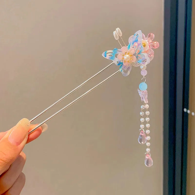Timeless Floral Tassel Hairpin