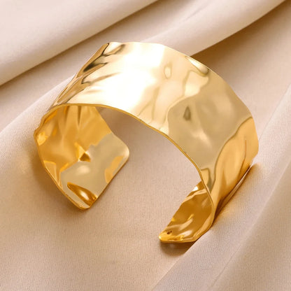 Classic Gold Cuff Bangle