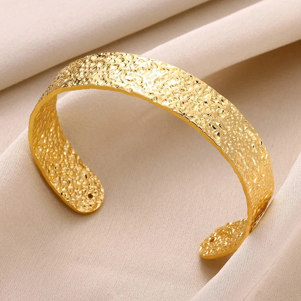 Classic Gold Cuff Bangle