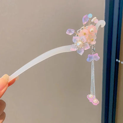 Timeless Floral Tassel Hairpin